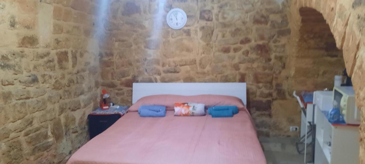 Hotel Amalia 2 Bari Zewnętrze zdjęcie